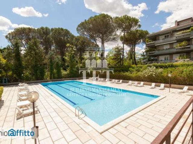 Appartamento con terrazzo e piscina