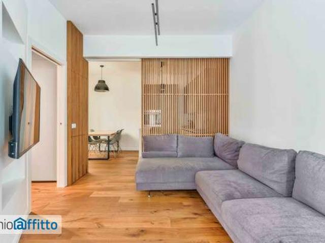 Appartamento con terrazzo Garibaldi, isola, maciachini, monumentale