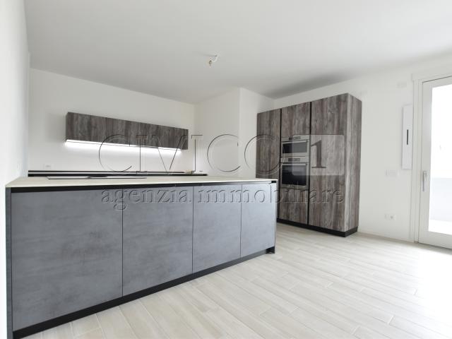Appartamento con terrazzo in via aldo moro, Piazzola sul Brenta
