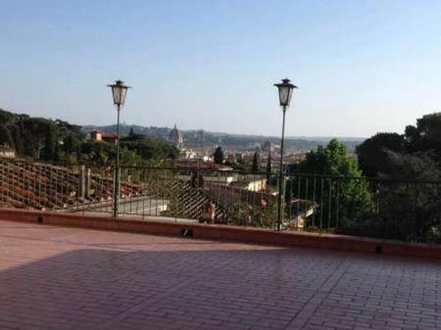 Appartamento con terrazzo Rifredi