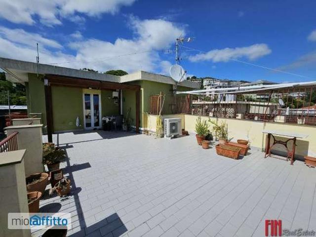 Appartamento con terrazzo Sestri ponente