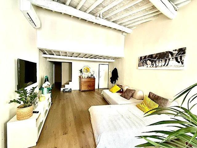 Appartamento con terrazzo, Siena centro storico