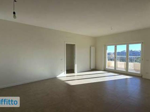 Appartamento con terrazzo Trieste, salario