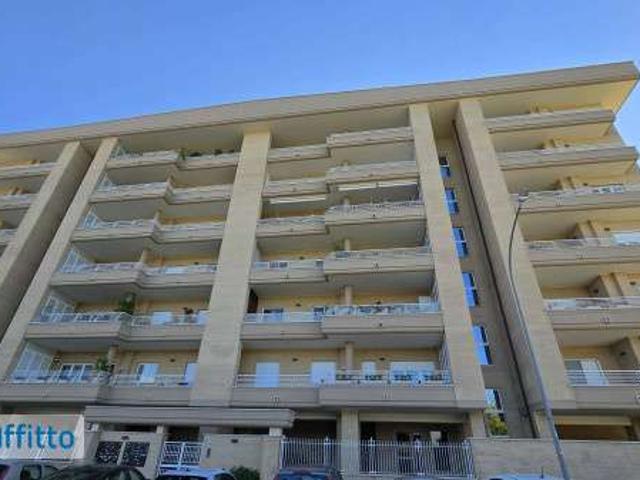 Appartamento con terrazzo Trieste, salario
