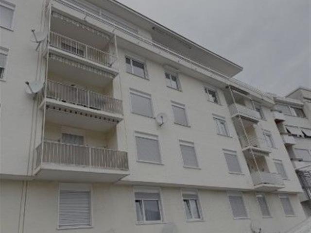Appartamento con vista lago