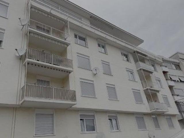 Appartamento con vista lago