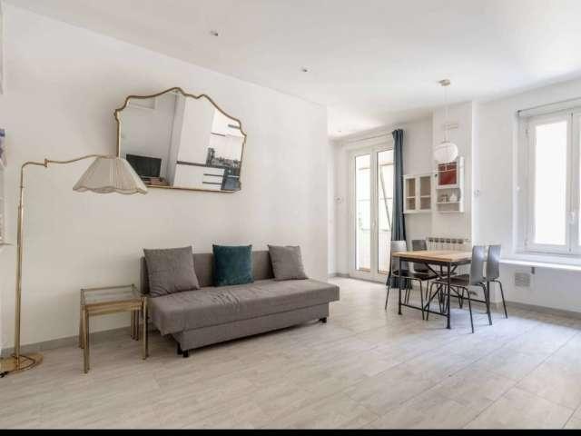 Appartamento con 1 camera da letto in affitto a Tibaldi, Milano