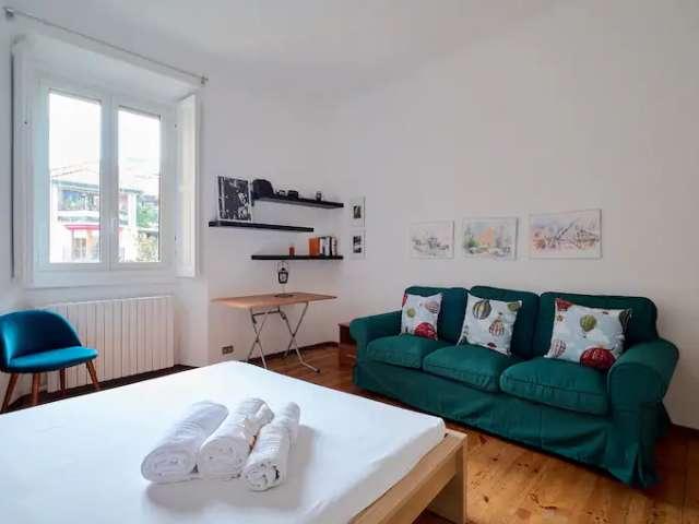 Appartamento con 1 camera da letto in affitto a Ticinese, Milano