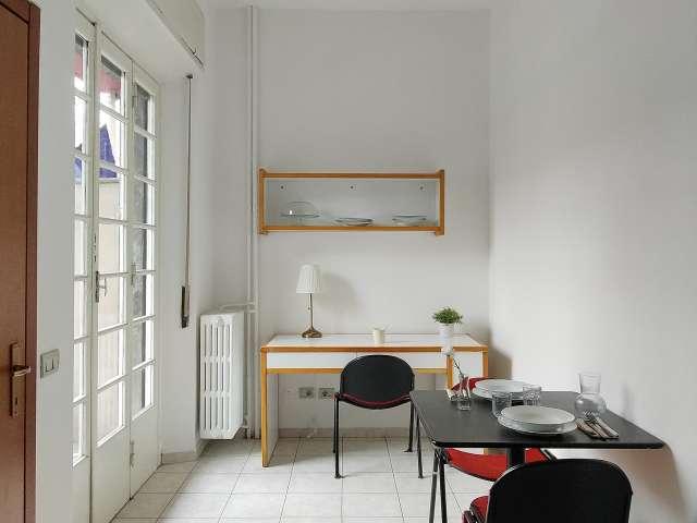 Appartamento con 1 camera da letto in affitto a Milano