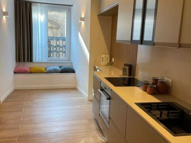 Appartamento con 1 camera da letto in affitto a Porto, Napoli