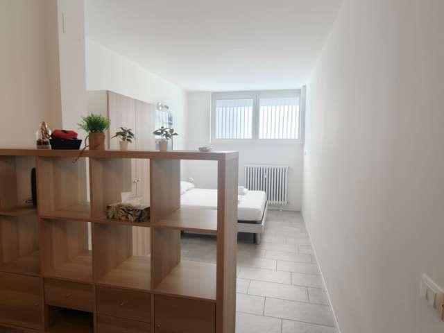Appartamento con 1 camera da letto in affitto a Scalo Romana, Milano