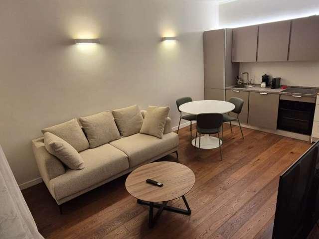 Appartamento con 1 camera da letto in affitto in via 22 Marzo, Milano
