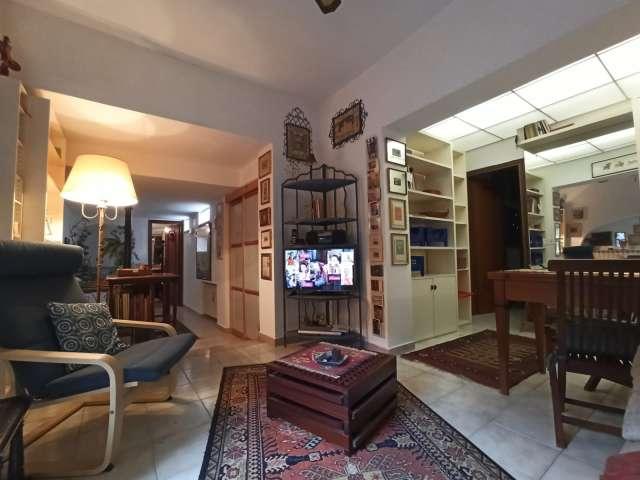 Appartamento con 1 camera da letto in affitto nel Rione Monti, Roma