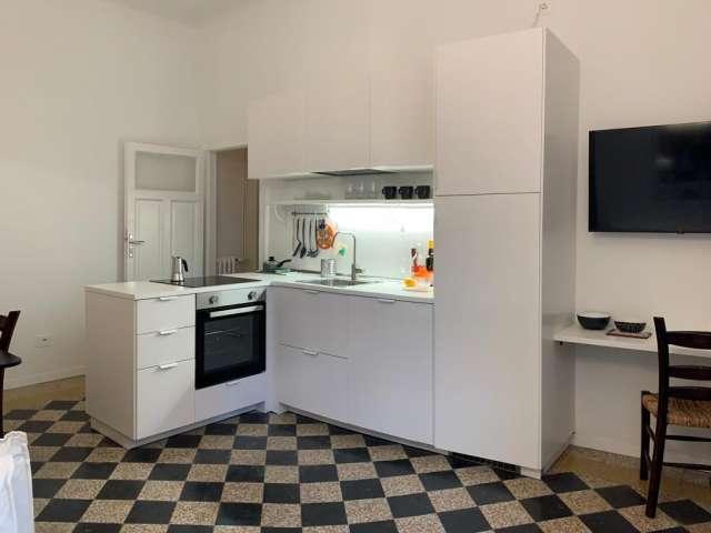 Appartamento con 2 camere da letto in affitto a Villapizzone, Milano