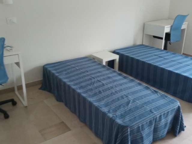 Appartamento con 2 camere da letto in affitto a Baggio, Milano