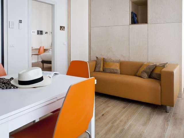 Appartamento con 2 camere da letto in affitto a Centrale, Milano
