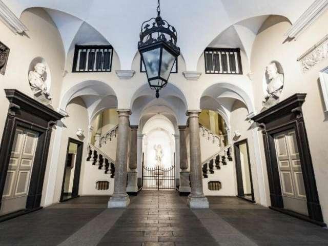 Appartamento con 2 camere da letto in affitto a Genova