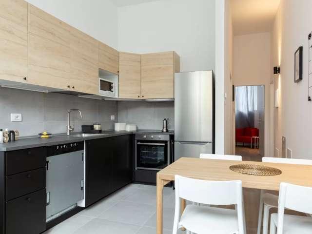 Appartamento con 2 camere da letto in affitto a Giambellino, Milano
