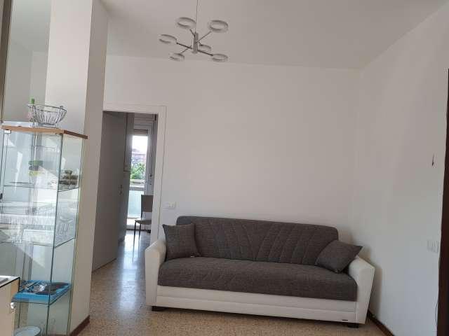 Appartamento con 2 camere da letto in affitto a Primaticcio, Milano