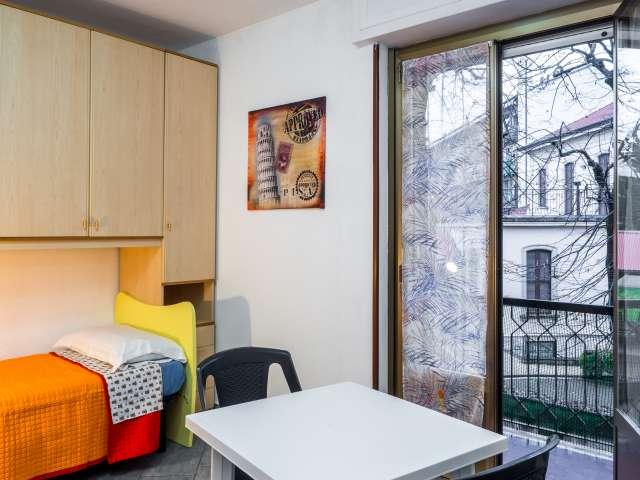 Appartamento con 2 camere da letto in affitto a Quarto Oggiaro, Milano