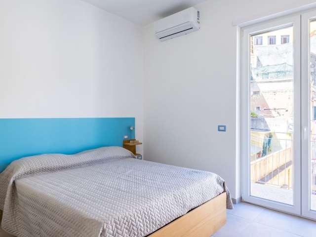 Appartamento con 2 camere da letto in affitto a San Lorenzo, Napoli