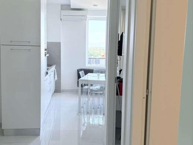 Appartamento con 2 camere da letto in affitto a San Lorenzo, Roma