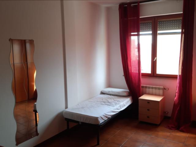 Appartamento con 2 stanze singole