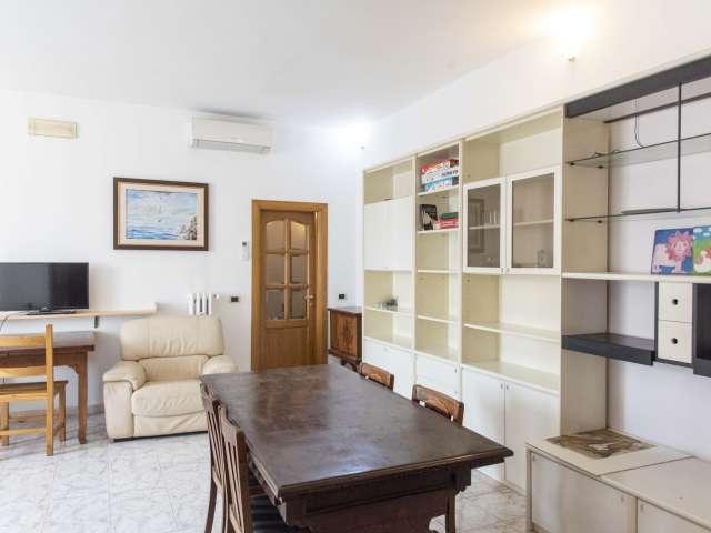 Appartamento con 3 camere da letto in affitto a Tuscolano Nord, Roma