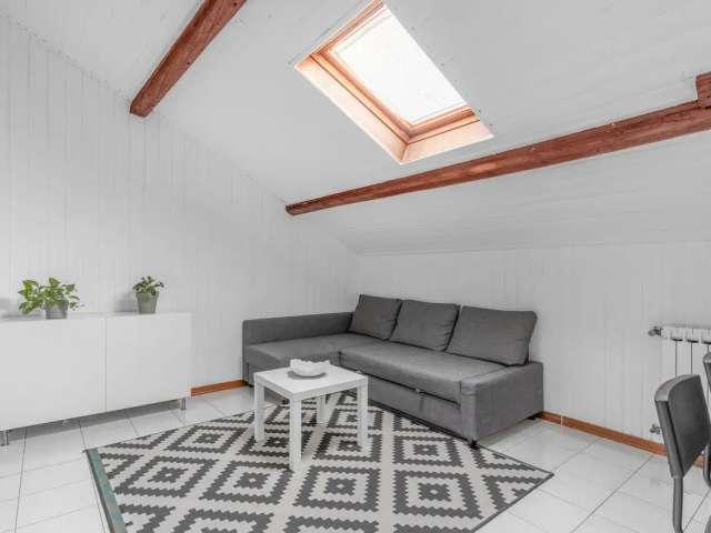 Appartamento con 3 camere da letto in affitto a Loreto, Milano