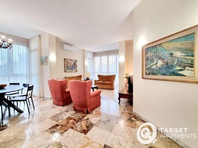 Appartamento con 3 camere da letto in affitto a Milano, Milano