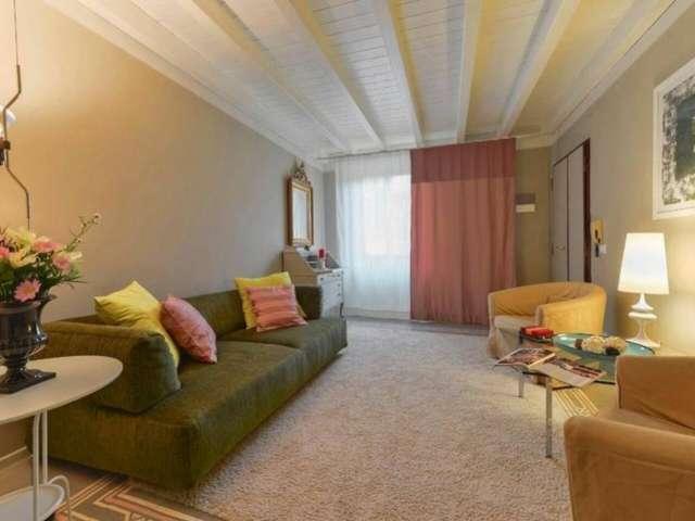 Appartamento con 3 camere da letto in affitto a Santa Croce, Firenze