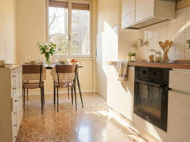 Appartamento con 4 camere da letto in affitto a De Angeli, Milano