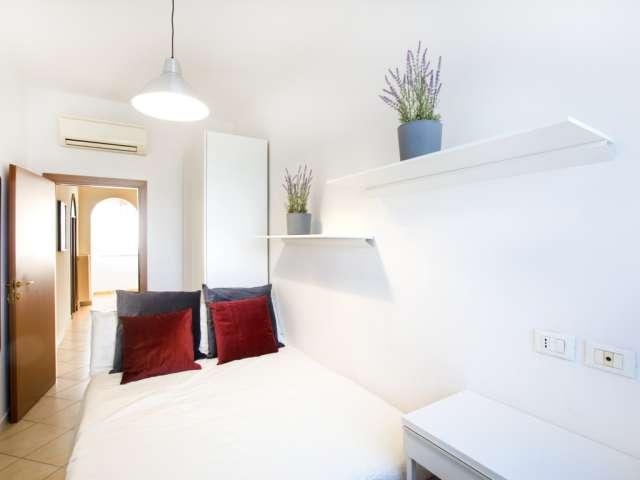 Camera in appartamento condiviso con 4 camere da letto nel Quarto Cagnino, Milano