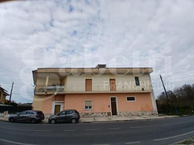 Appartamento Capua. Rif.: Cod. rif 3289792VRG
