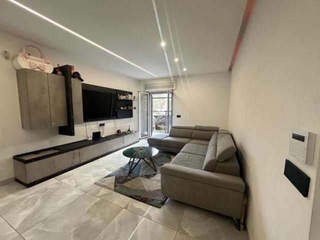 Appartamento Casalnuovo di Napoli. Rif.: Cod. rif 3289600VRG