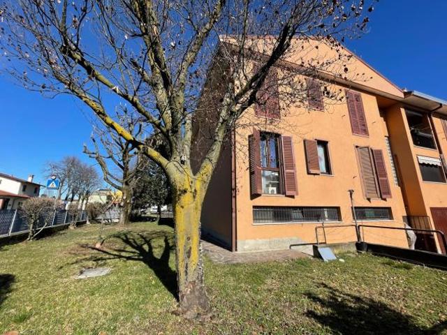 Appartamento Cassinetta di Lugagnano. Rif.: Cod. rif 2191VRG