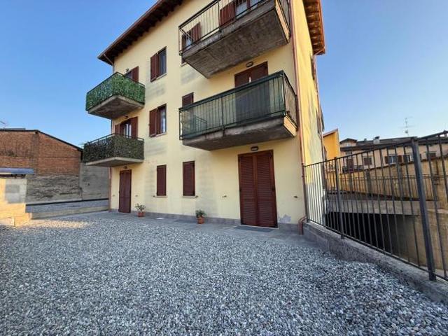 Appartamento Castrezzato. Rif.: Cod. rif 3312352VRG