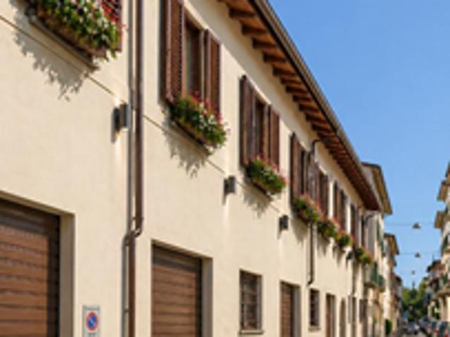 APPARTAMENTO CENTRO AREZZO AMPIO TERRAZZO