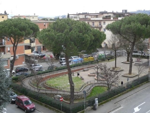 APPARTAMENTO civile abitazione in affitto