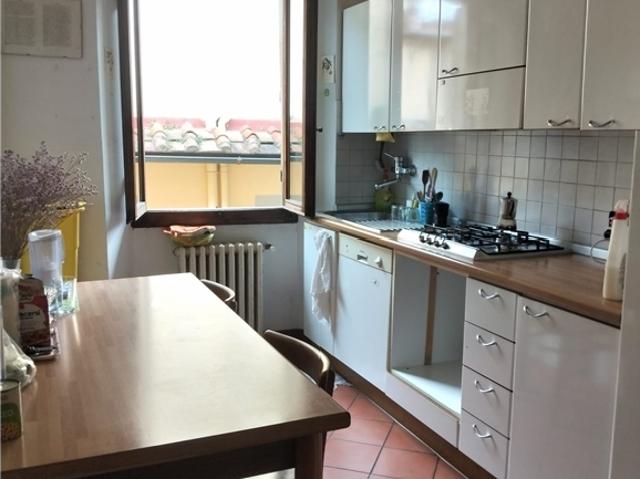 APPARTAMENTO civile abitazione in affitto