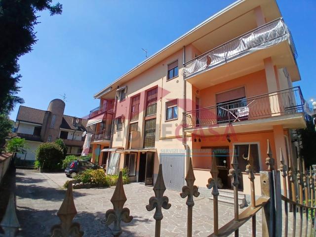 Appartamento a Caronno Pertusella VA