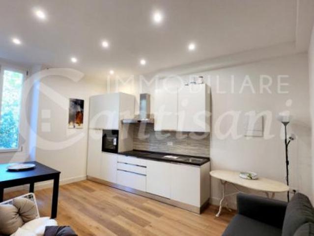 Appartamento a Firenze Rif. DCSTNZ
