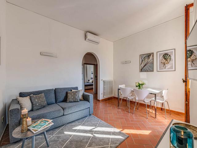 Appartamento a Firenze 2 Camere 1 Bagno | Oltrarno Chic