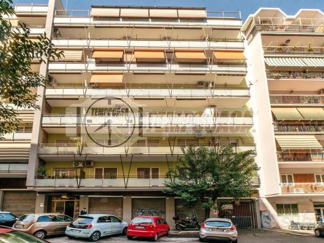 Appartamento a Roma Via Ettore Ciccotti 3 locali
