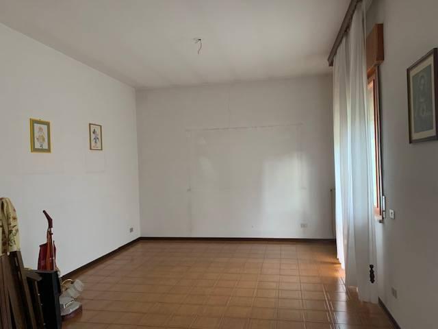 Appartamento affitto non arredato 160 mq montebelluna