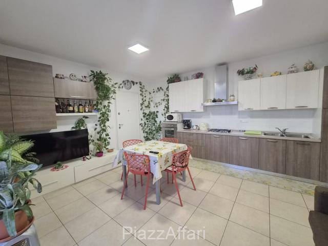 APPARTAMENTO AL 1° PIANO ARREDATO