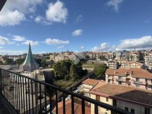 Appartamento al 9Piano, Arredato, in Ragusa, zona comando VV. FF