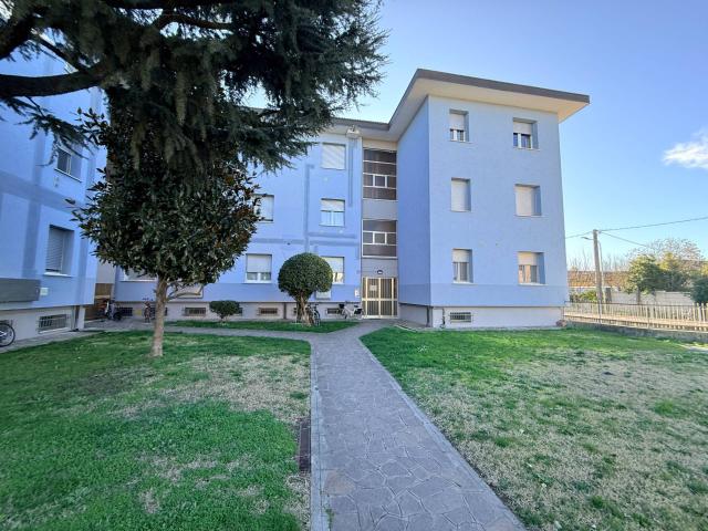 Appartamento al Piano Rialzato in vendita a Poggio Rusco