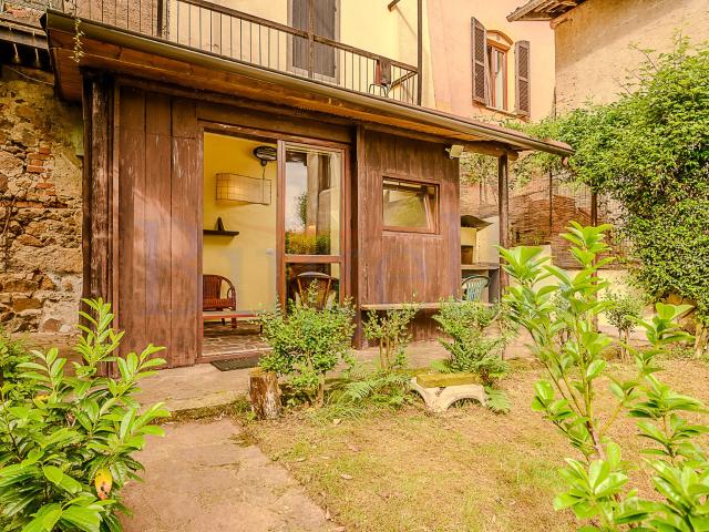 APPARTAMENTO ARREDATO 2 LOCALI CON GIARDINO ORBELLO