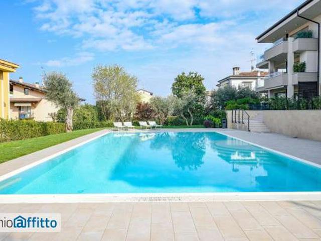 Appartamento arredato con piscina Desenzano centro